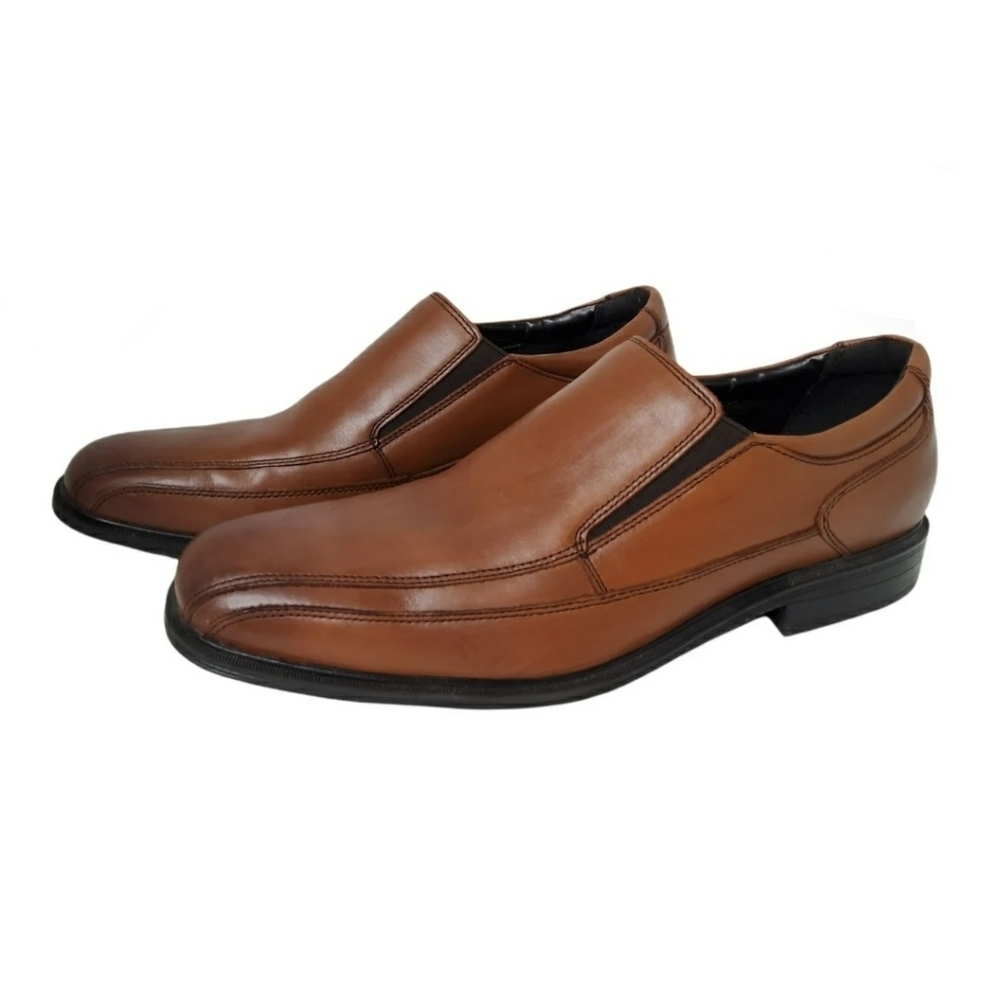 Kenneth Cole New York Slip On Leather Loafers. Size 9M Men'sColor Brown